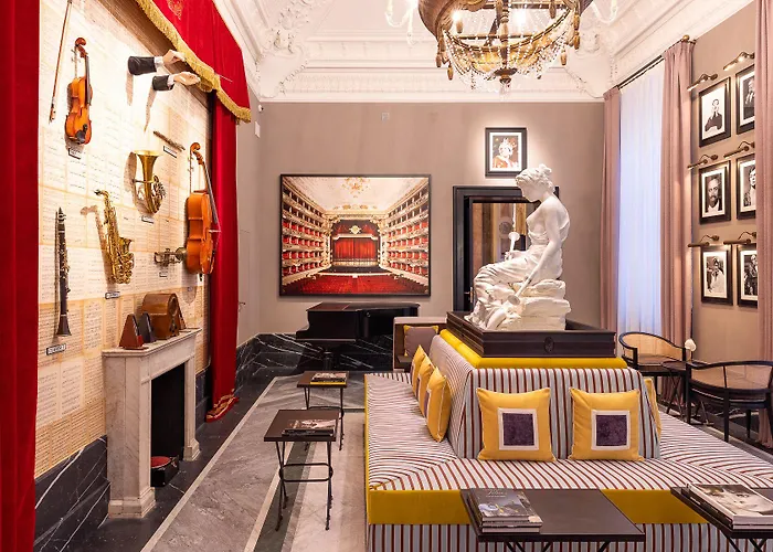 Palazzo - The Leading Of The World